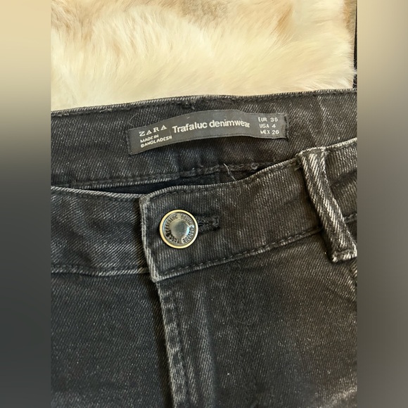 Zara black washed denim Trafaluc denimwear raw hem size 4 - Picture 7 of 13